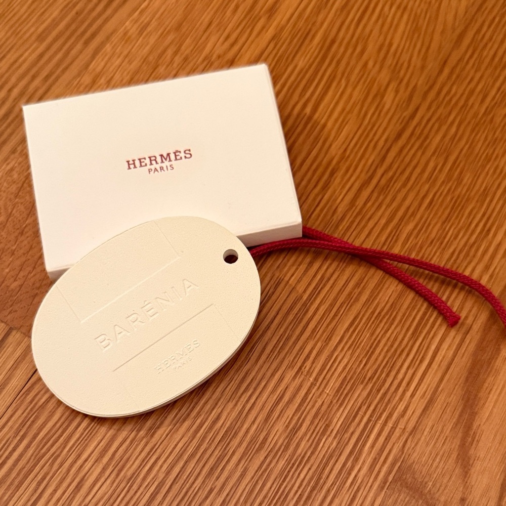 Hermès pre-perfumed ceramic diffuser.